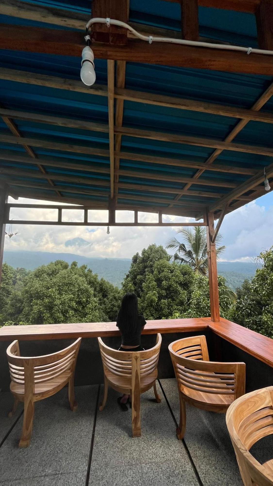 Puri Pilihani Hostel Munduk Buitenkant foto